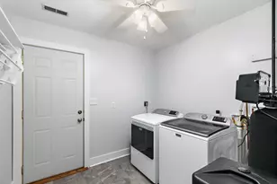 826 Birchwood Dr, Sycamore, IL 60178 - Photo 14