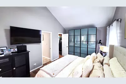 2253 Camden Lane, Hanover Park, IL 60133 - Photo 16