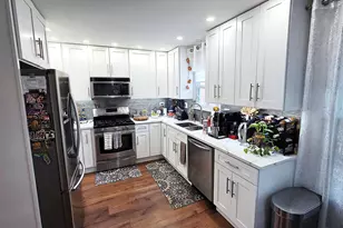 2253 Camden Ln, Hanover Park, IL 60133 - Photo 6