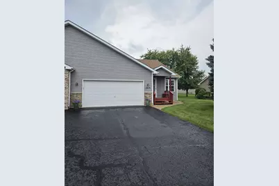 335 B Warren Street #B, Somonauk, IL 60552 - Photo 1