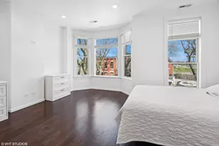 2347 W Altgeld St, Chicago, IL 60647 - Photo 8