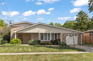 5004 W 107th St, Oak Lawn, IL 60453 - Photo 2