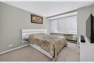 211 E Ohio Street #2313, Chicago, IL 60611 - Photo 14