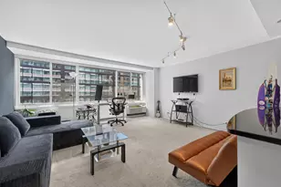 211 E Ohio St, Chicago, IL 60611 - Photo 10