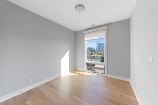 650 N Morgan St, Chicago, IL 60642 - Photo 12