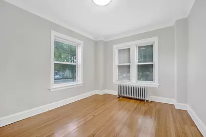 4742 W Roscoe Street #2, Chicago, IL 60641 - Photo 10
