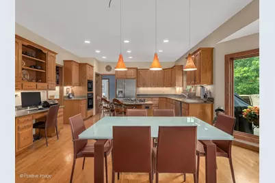 6905 Irish Court, Darien, IL 60561 - Photo 12