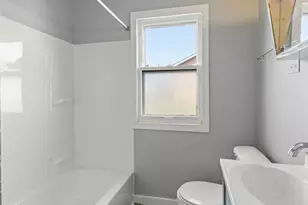 803 1st Ave, Joliet, IL 60433 - Photo 8