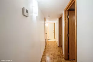 1363 W Sunnyside Ave, Chicago, IL 60640 - Photo 10