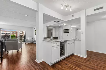 7011 W Touhy Avenue #310, Niles, IL 60714 - Photo 8