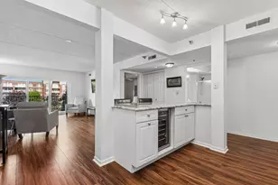 7011 W Touhy Ave, Niles, IL 60714 - Photo 8