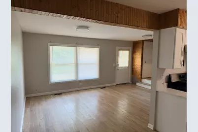 1313 Kingsbury Drive #D, Hanover Park, IL 60133 - Photo 4