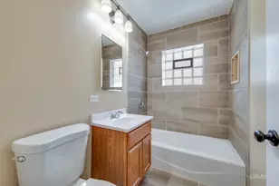 32 N Main St, Glen Ellyn, IL 60137 - Photo 10