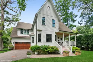 735 Baldwin Rd, Highland Park, IL 60035 - Photo 1