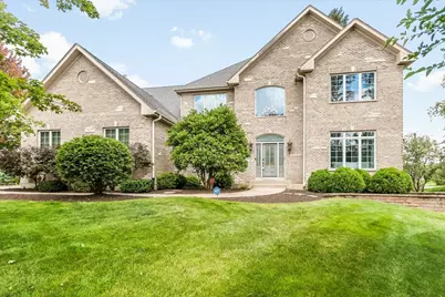9030 Montrose Court, Crystal Lake, IL 60014 - Photo 2