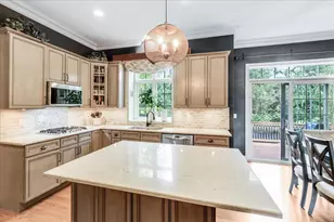 9030 Montrose Ct, Crystal Lake, IL 60014 - Photo 8