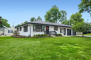 827 Lyford Ln, Wheaton, IL 60189 - Photo 2