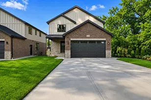 11743 S La Crosse Ave, Alsip, IL 60803 - Photo 1
