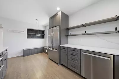 940 N Oak Park Avenue, Oak Park, IL 60302 - Photo 14