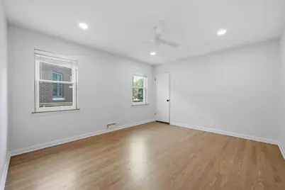 940 N Oak Park Avenue, Oak Park, IL 60302 - Photo 22