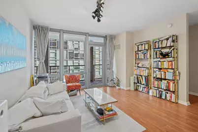 160 E Illinois Street #1307, Chicago, IL 60610 - Photo 2