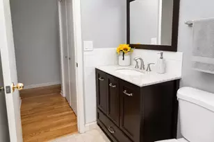 5316 Cypress Cir, Gurnee, IL 60031 - Photo 10
