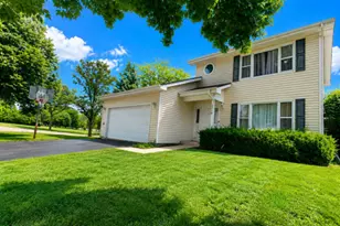 5316 Cypress Cir, Gurnee, IL 60031 - Photo 2