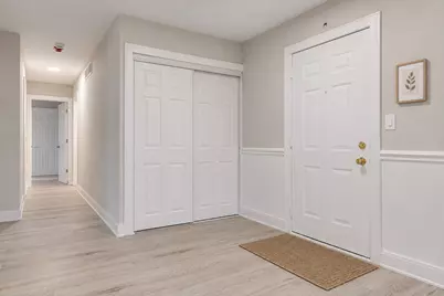 3030 Pheasant Creek Drive #405, Northbrook, IL 60062 - Photo 2