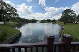 1101 S Hunt Club Dr, Mount Prospect, IL 60056 - Photo 18