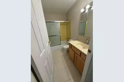 1101 S Hunt Club Drive #214, Mount Prospect, IL 60056 - Photo 8