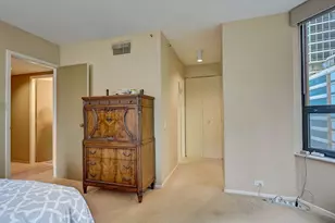 400 E Ohio St, Chicago, IL 60611 - Photo 12