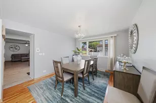 10623 Windsor Dr, Westchester, IL 60154 - Photo 4