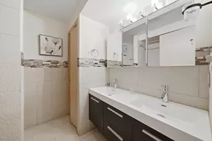 10623 Windsor Dr, Westchester, IL 60154 - Photo 16