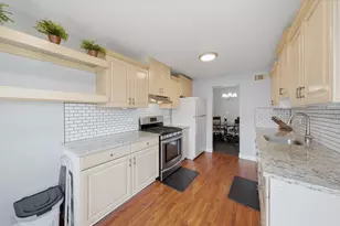 831 E Carriage Ln, Palatine, IL 60074 - Photo 20