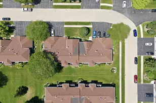 831 E Carriage Ln, Palatine, IL 60074 - Photo 34