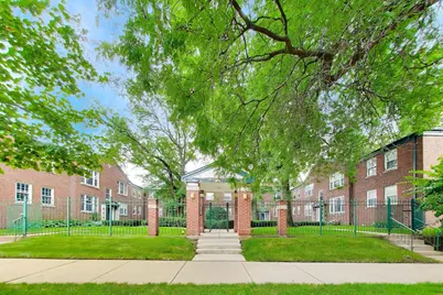 2417 W Fitch Avenue #1, Chicago, IL 60645 - Photo 1