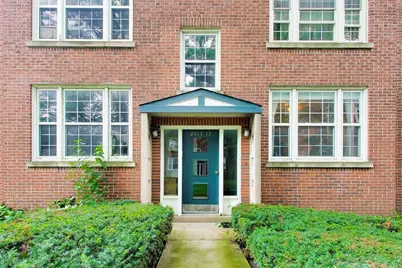 2417 W Fitch Avenue #1, Chicago, IL 60645 - Photo 2