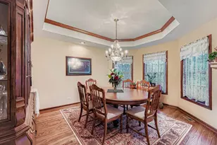 13N441 Coombs Rd, Elgin, IL 60124 - Photo 6