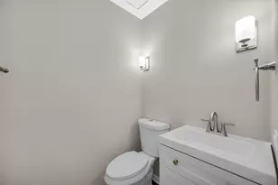 448 Highland Rd, Matteson, IL 60443 - Photo 6