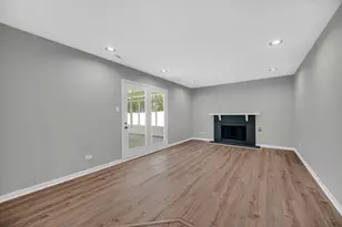 448 Highland Rd, Matteson, IL 60443 - Photo 8