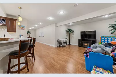 1790 Queensport Drive, Crystal Lake, IL 60014 - Photo 24