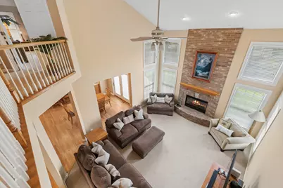 1790 Queensport Drive, Crystal Lake, IL 60014 - Photo 8