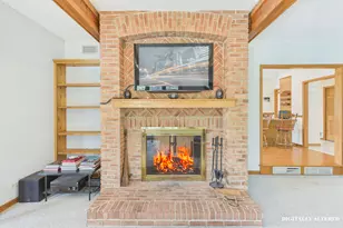 122 Deepwood Rd, Barrington Hills, IL 60010 - Photo 8