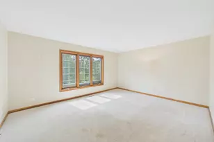 122 Deepwood Rd, Barrington Hills, IL 60010 - Photo 16
