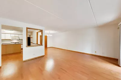 7120 N Milwaukee Avenue #208, Niles, IL 60714 - Photo 10