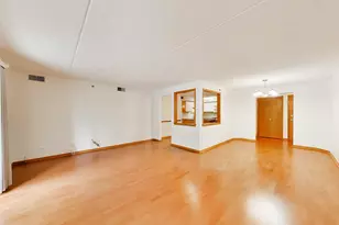 7120 N Milwaukee Ave, Niles, IL 60714 - Photo 8