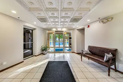 7120 N Milwaukee Avenue #208, Niles, IL 60714 - Photo 4