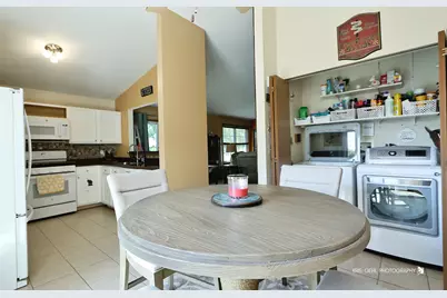 1525 Southport Court, Zion, IL 60099 - Photo 16