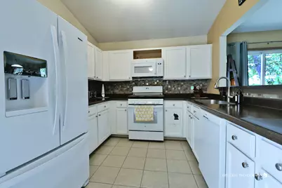 1525 Southport Court, Zion, IL 60099 - Photo 14