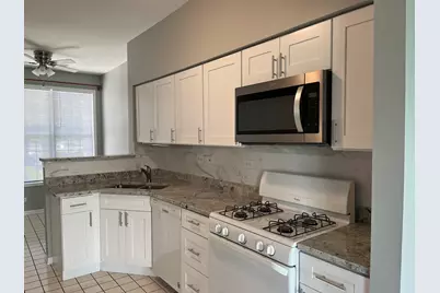 2826 Powell Court #2826, Naperville, IL 60563 - Photo 4